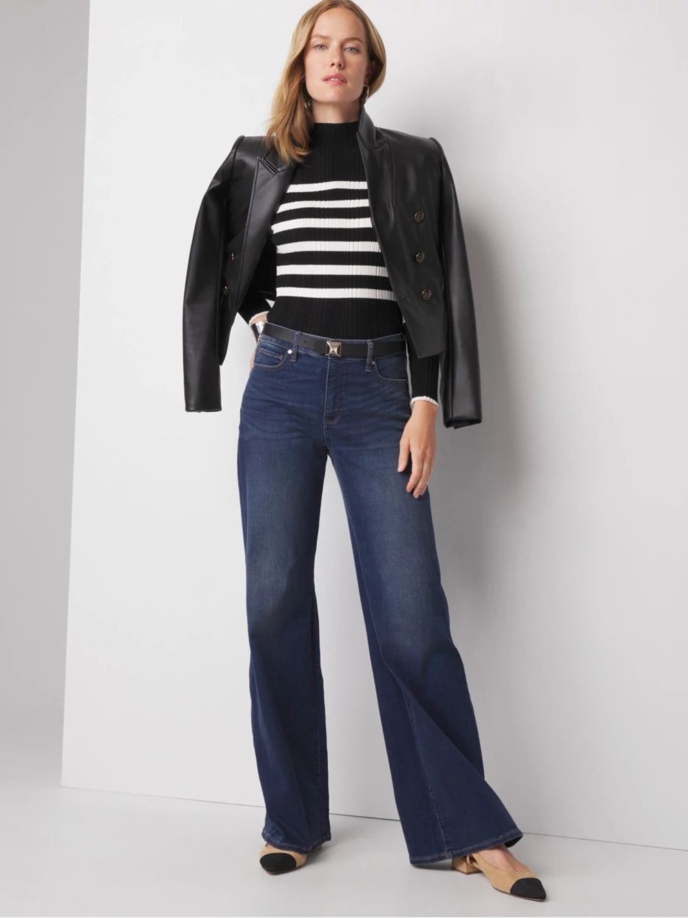 White House Black Market Dark Wash High Rise Wide Leg Denim Blue Jeans Size 4